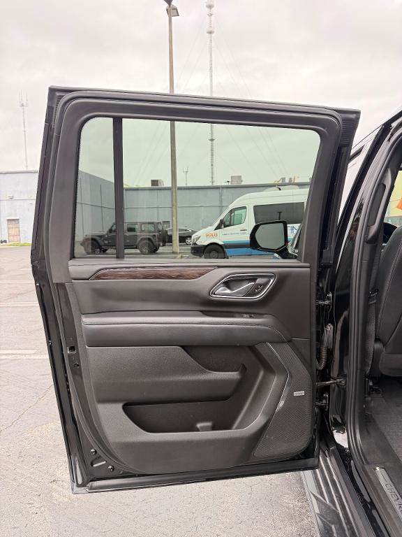 used 2022 Chevrolet Suburban car, priced at $29,990