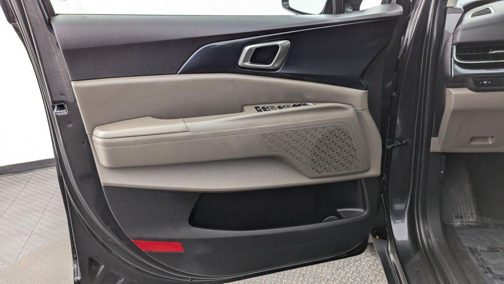 used 2025 Kia Carnival car, priced at $33,849