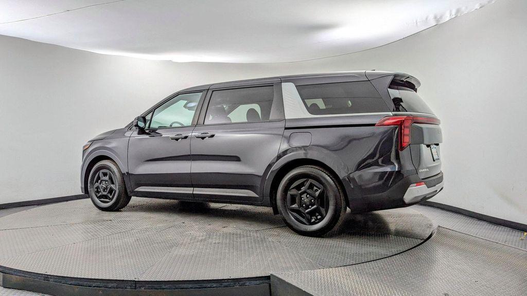 used 2025 Kia Carnival car, priced at $33,849