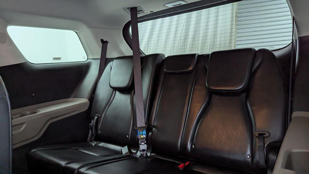 used 2025 Kia Carnival car, priced at $33,849