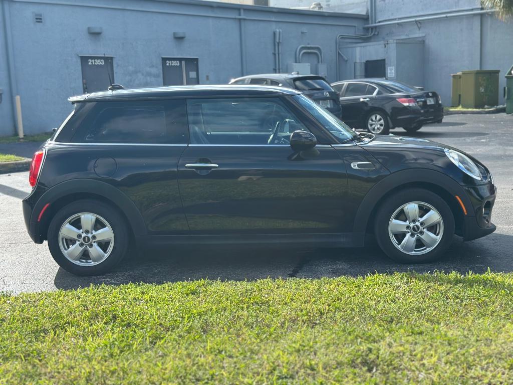 used 2016 MINI Hardtop car, priced at $9,999