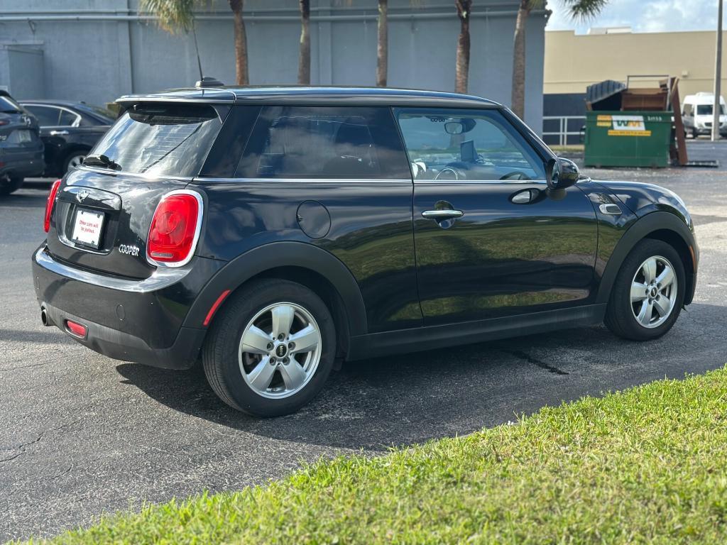 used 2016 MINI Hardtop car, priced at $9,999