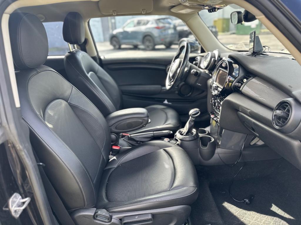 used 2016 MINI Hardtop car, priced at $9,999