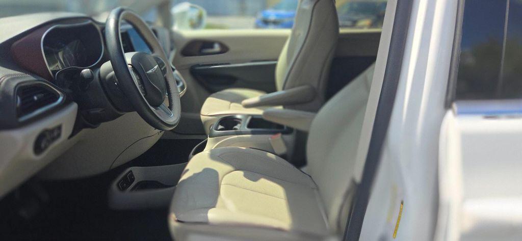 used 2017 Chrysler Pacifica car, priced at $14,499