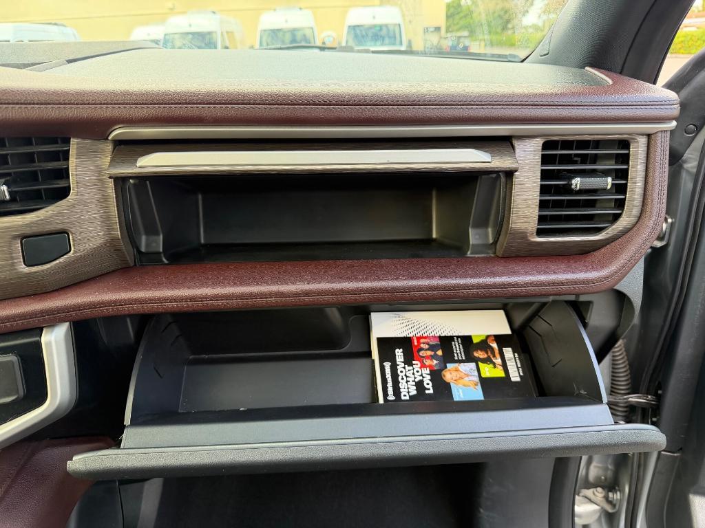 used 2024 Ford Expedition car, priced at $43,499