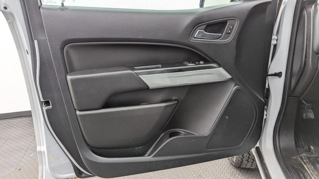 used 2022 Chevrolet Colorado car, priced at $13,699