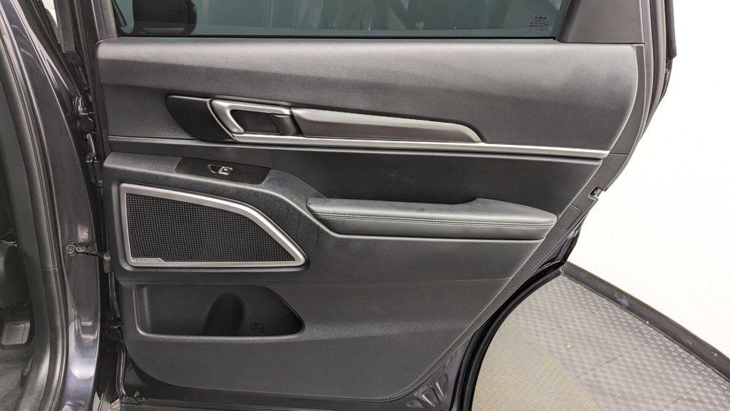 used 2025 Kia Telluride car, priced at $30,499