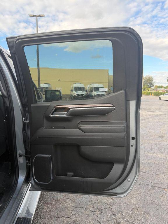 used 2024 Chevrolet Silverado 1500 car, priced at $27,999