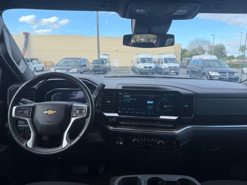 used 2024 Chevrolet Silverado 1500 car, priced at $27,999
