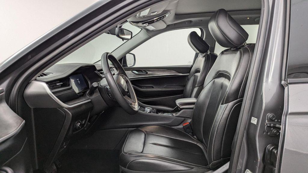 used 2023 Jeep Grand Cherokee car, priced at $22,299