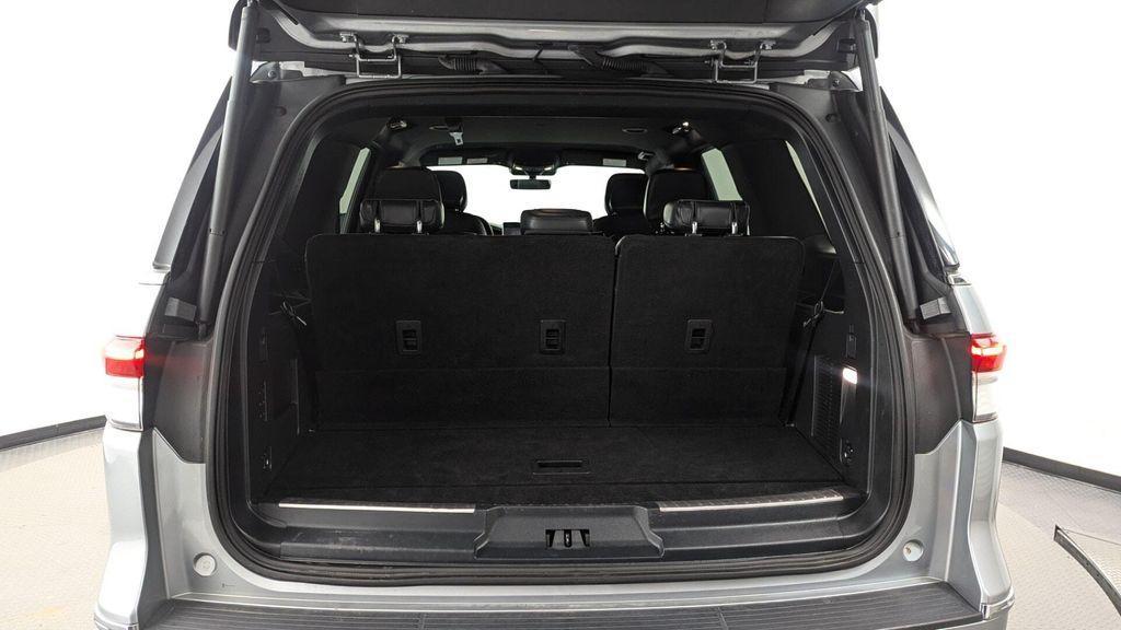 used 2023 Lincoln Navigator car, priced at $41,499