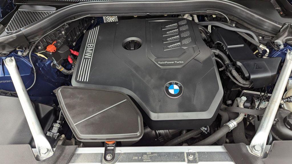 BMW X3 view 31