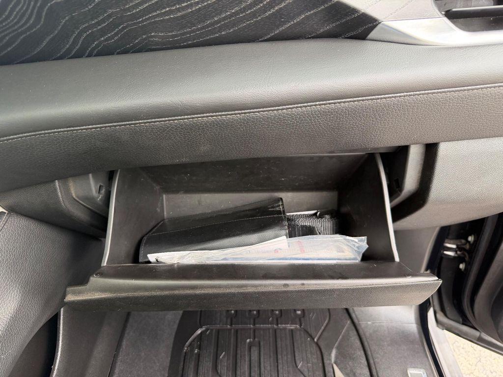 used 2021 GMC Yukon car, priced at $38,999