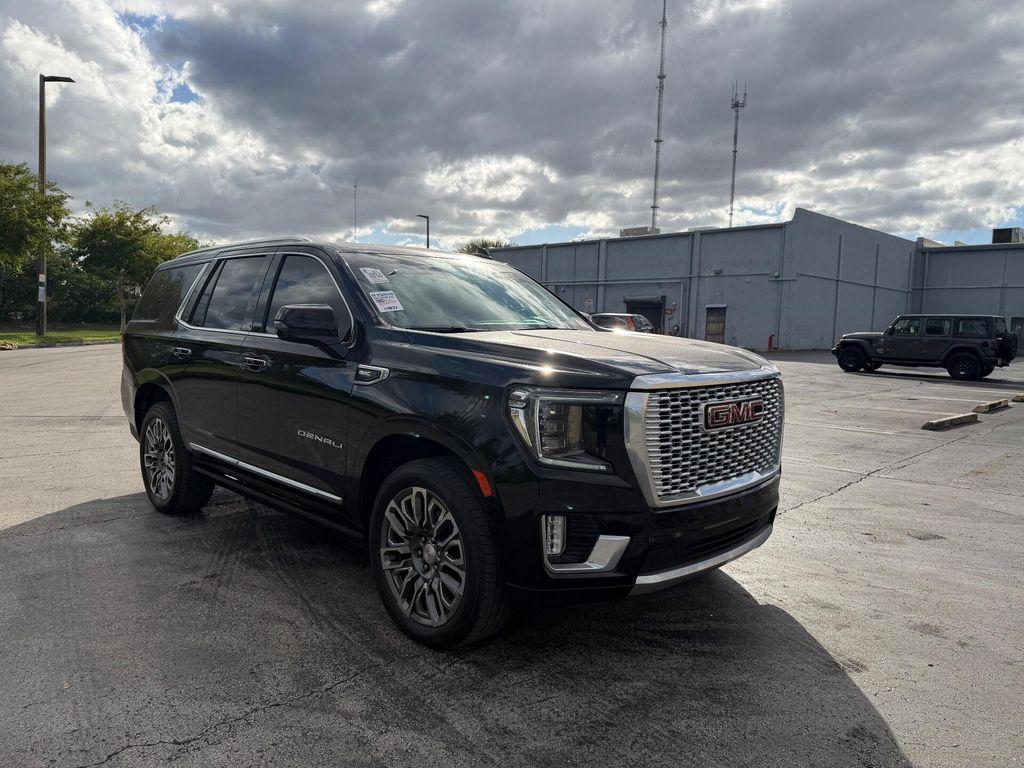 used 2021 GMC Yukon car, priced at $38,999