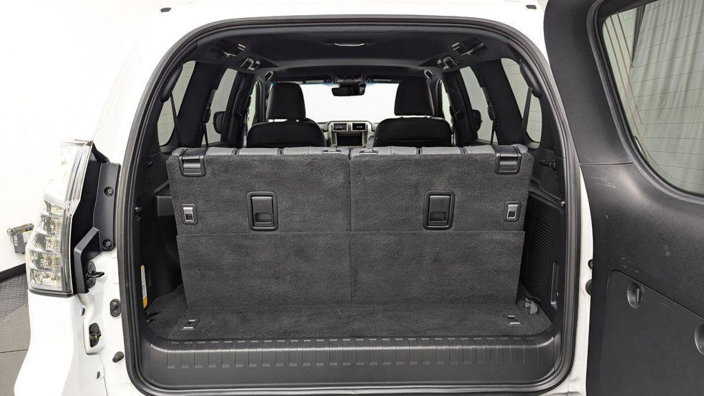 used 2020 Lexus GX 460 car, priced at $34,999