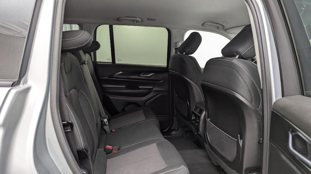 used 2023 Jeep Grand Cherokee car, priced at $20,099