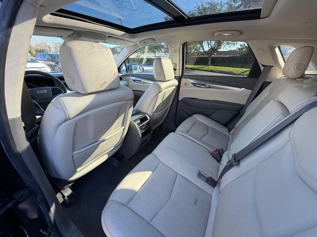 used 2017 Cadillac XT5 car, priced at $15,999