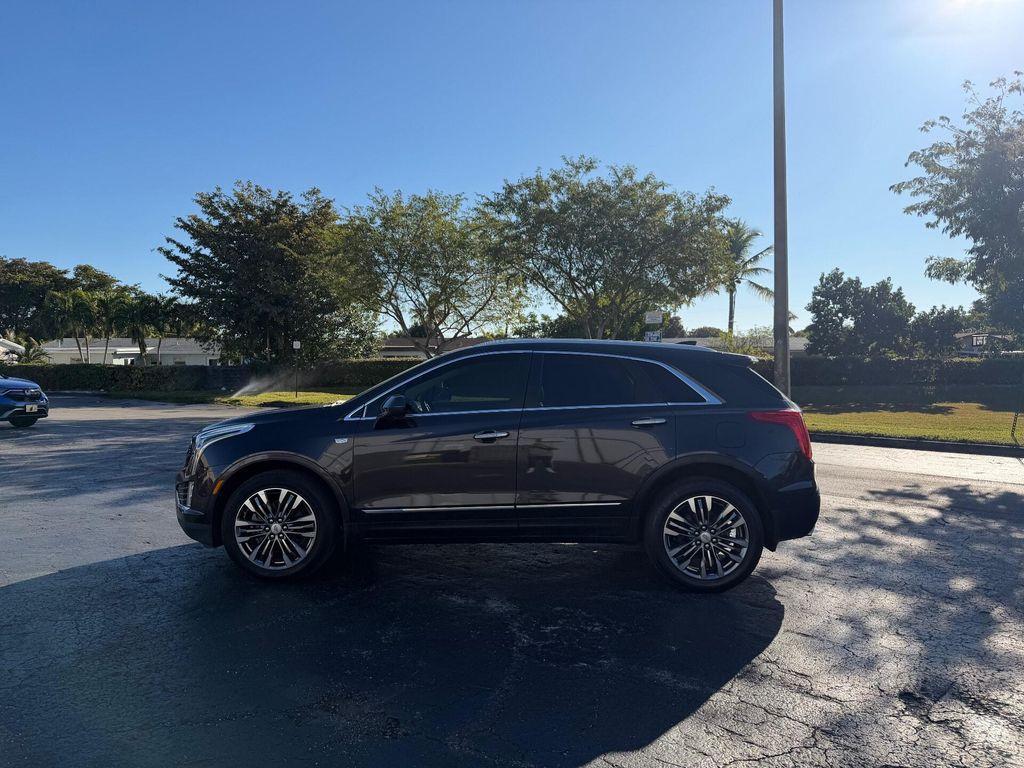 used 2017 Cadillac XT5 car, priced at $15,999