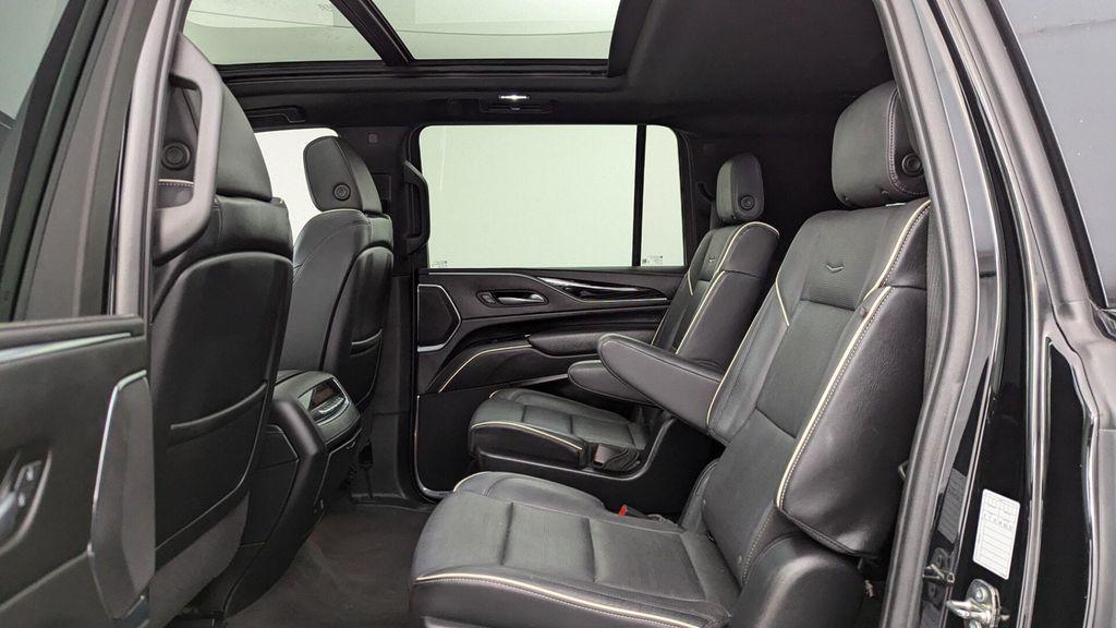 used 2023 Cadillac Escalade ESV car, priced at $58,999