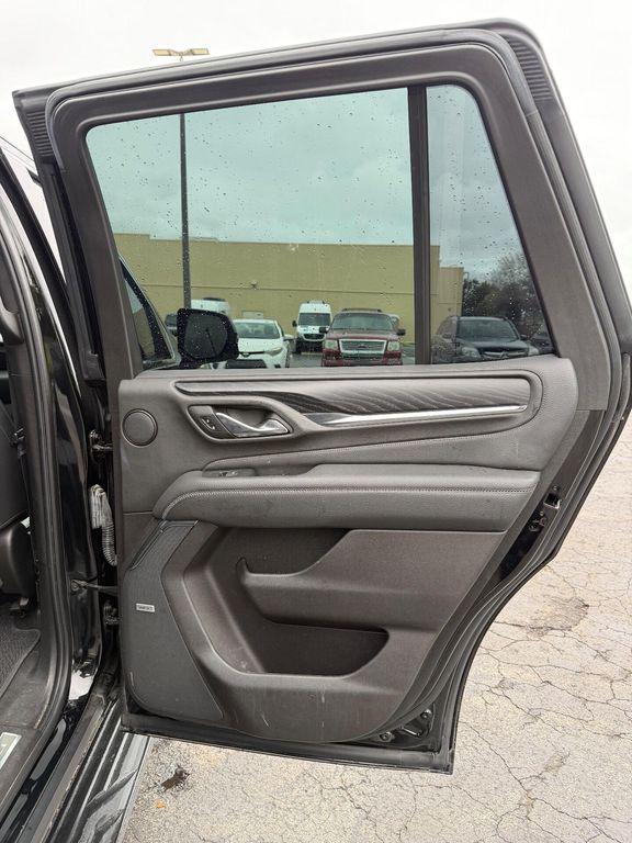 used 2021 GMC Yukon car, priced at $34,999