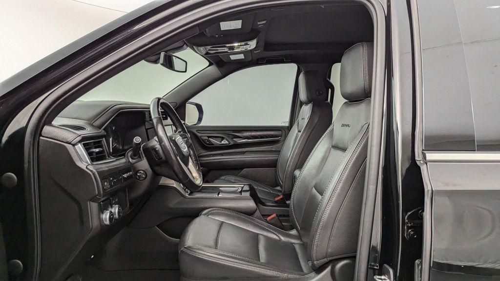 used 2021 GMC Yukon car, priced at $34,999