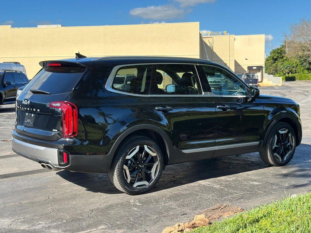 used 2025 Kia Telluride car, priced at $32,499