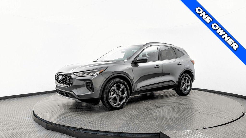 used 2025 Ford Escape car, priced at $18,499