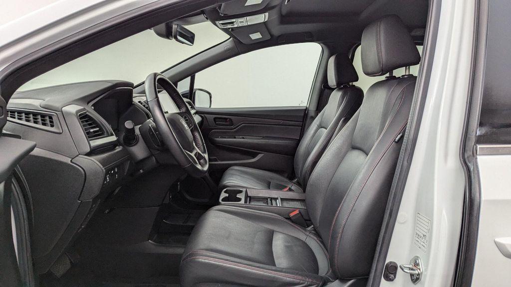 used 2024 Honda Odyssey car, priced at $33,499