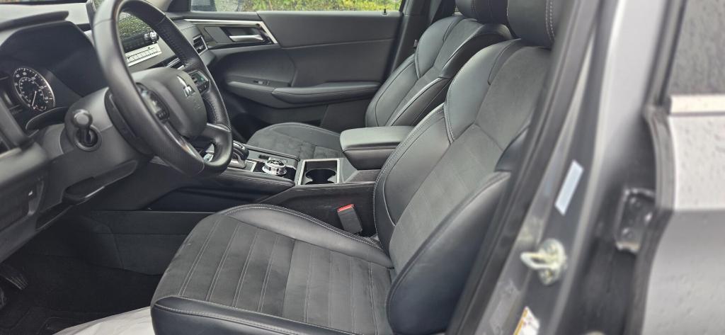 used 2024 Mitsubishi Outlander car, priced at $21,999