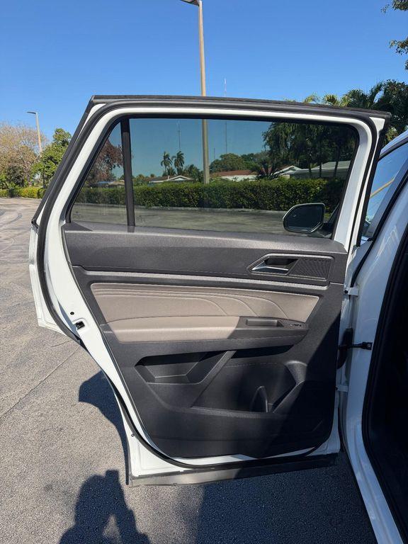 used 2023 Volkswagen Atlas Cross Sport car, priced at $20,999