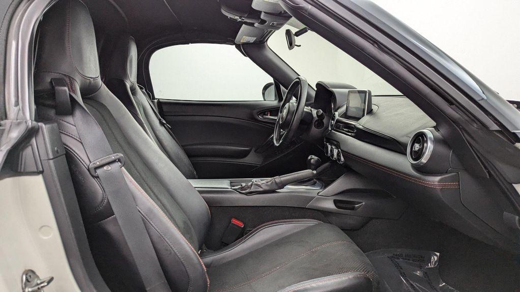 used 2019 FIAT 124 Spider car, priced at $15,998