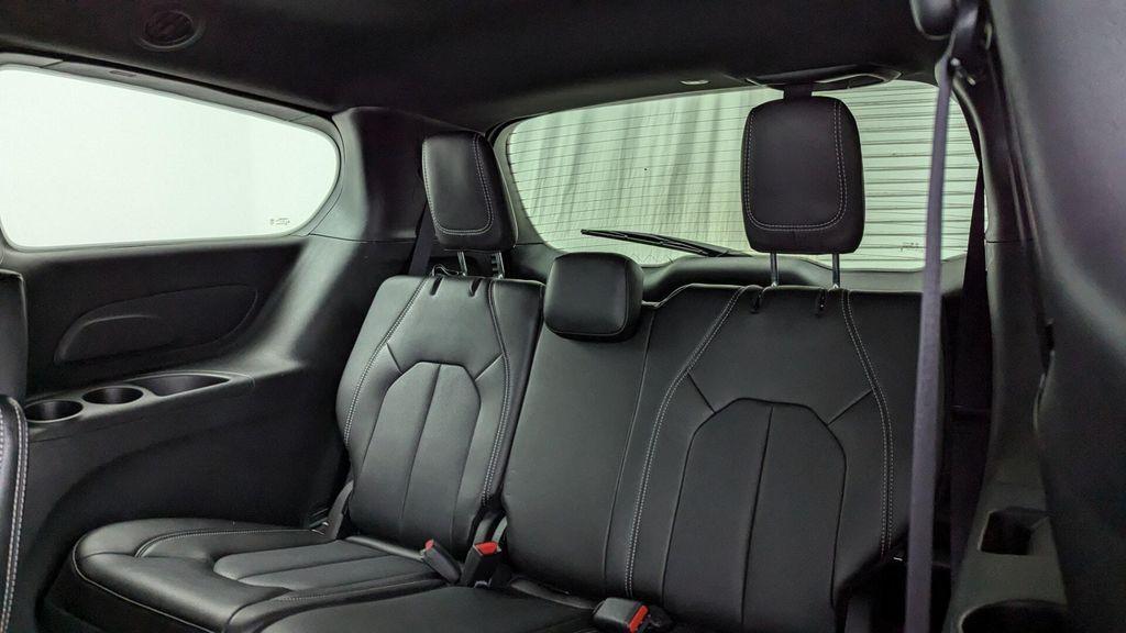 used 2026 Chrysler Pacifica car, priced at $31,999