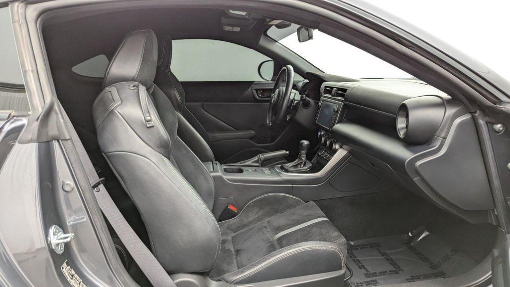 used 2022 Toyota GR86 car, priced at $25,999
