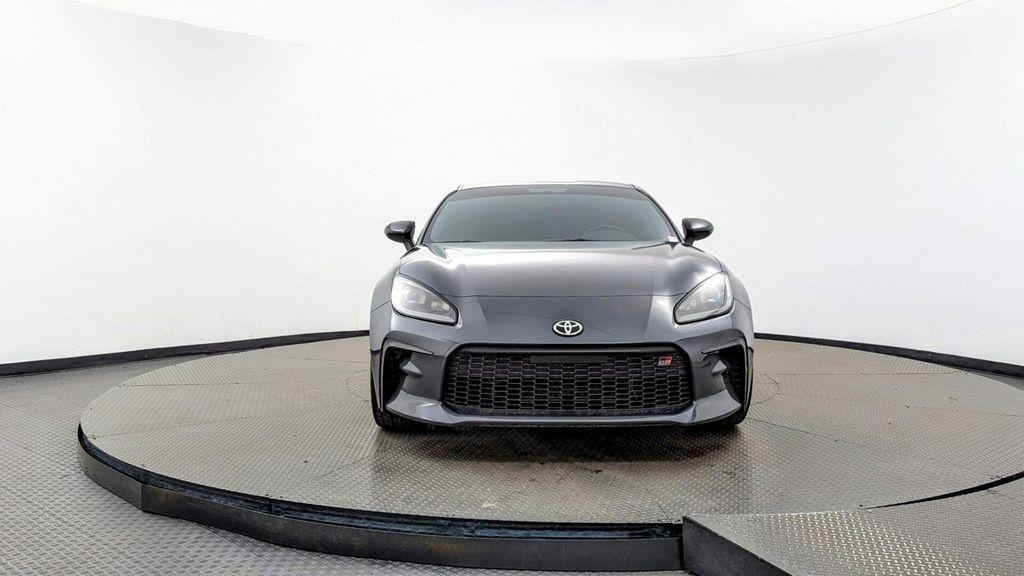 used 2022 Toyota GR86 car, priced at $25,999