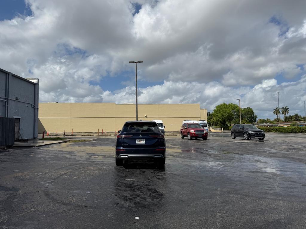 used 2025 Mitsubishi Outlander car, priced at $22,999