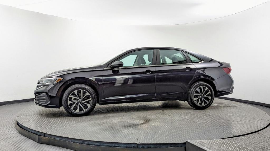 used 2024 Volkswagen Jetta car, priced at $15,499