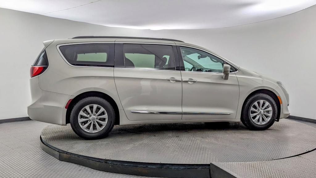 used 2017 Chrysler Pacifica car, priced at $9,899