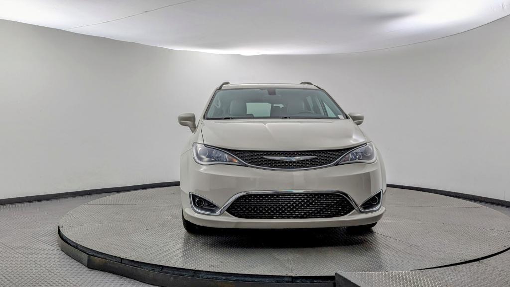 used 2017 Chrysler Pacifica car, priced at $9,899
