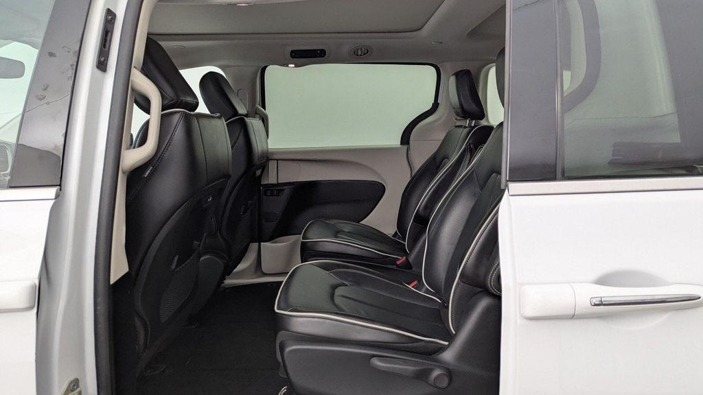 used 2023 Chrysler Pacifica Hybrid car, priced at $26,195