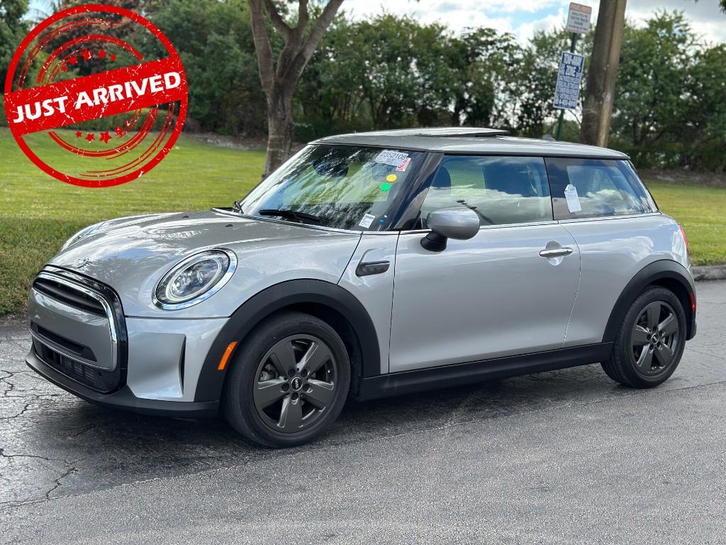 used 2024 MINI Hardtop car, priced at $18,699