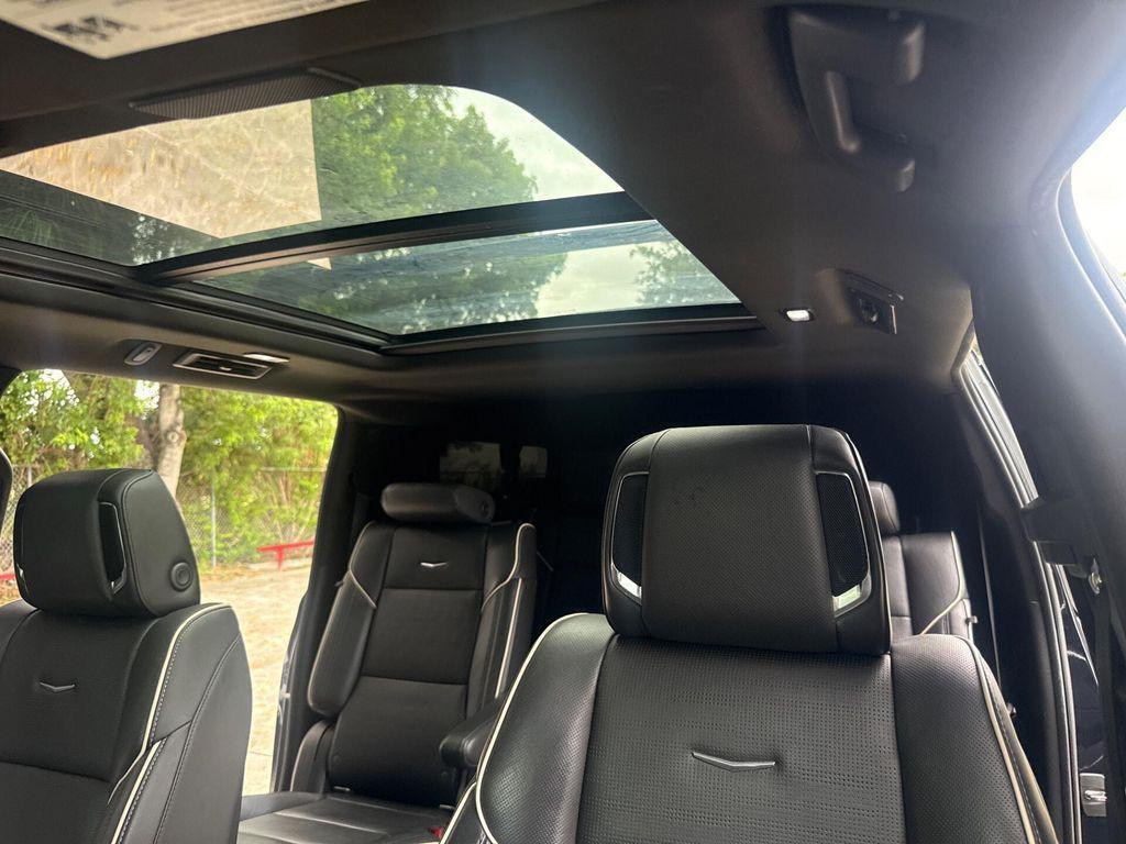 used 2022 Cadillac Escalade ESV car, priced at $52,195