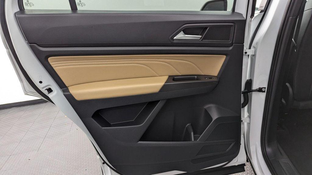 used 2022 Volkswagen Atlas Cross Sport car, priced at $16,499