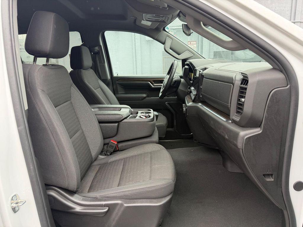 used 2024 Chevrolet Silverado 1500 car, priced at $26,999