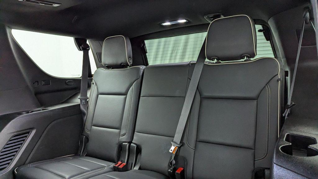 used 2021 GMC Yukon car, priced at $34,399