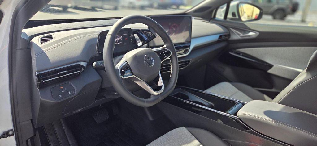 used 2024 Volkswagen ID.4 car, priced at $20,999