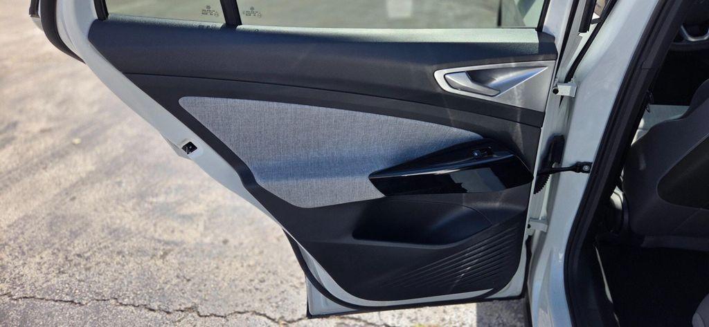 used 2024 Volkswagen ID.4 car, priced at $20,999