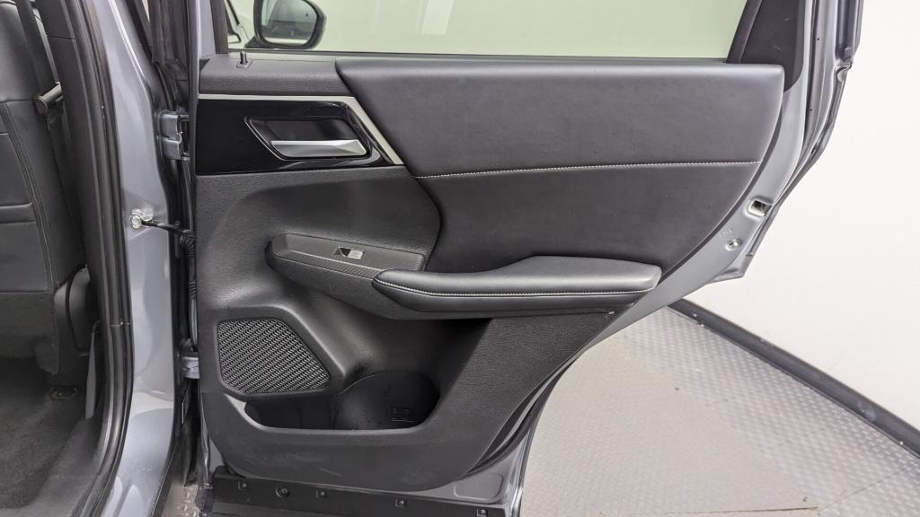 used 2024 Mitsubishi Outlander car, priced at $18,999