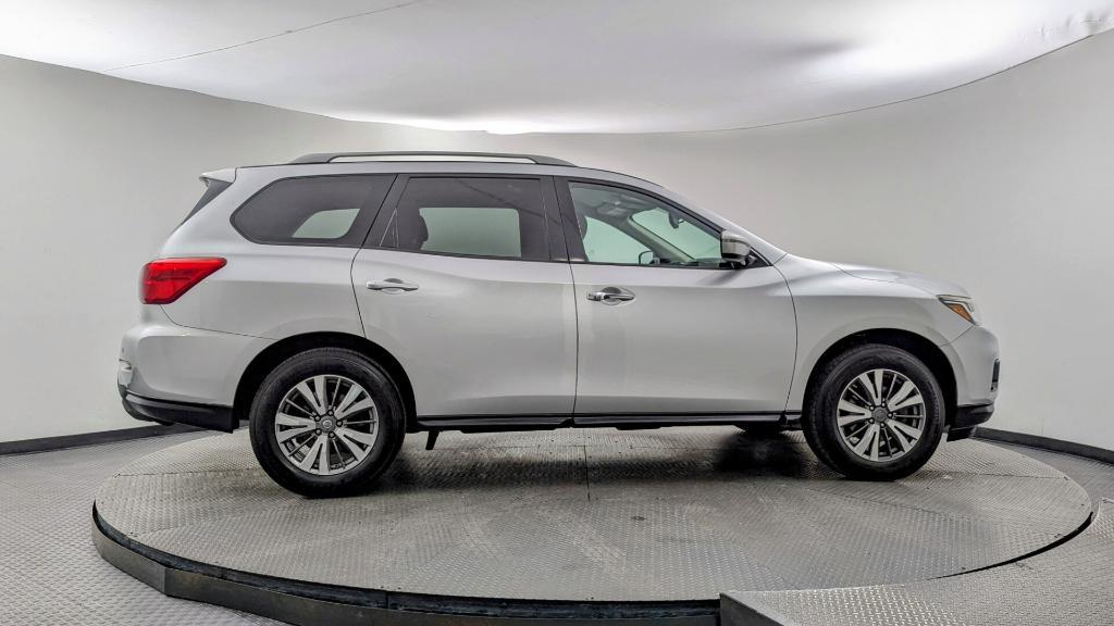 used 2019 Nissan Pathfinder car, priced at $9,499