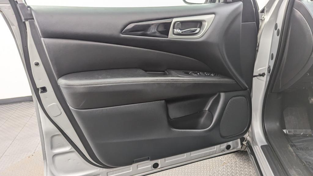 used 2019 Nissan Pathfinder car, priced at $9,499