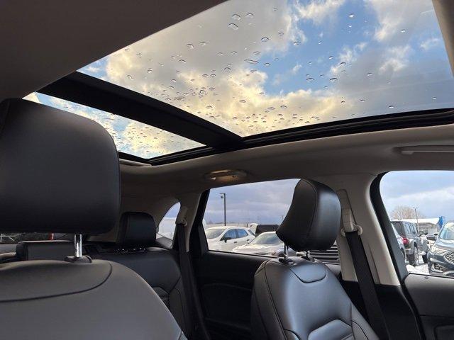 used 2024 Ford Edge car, priced at $27,787